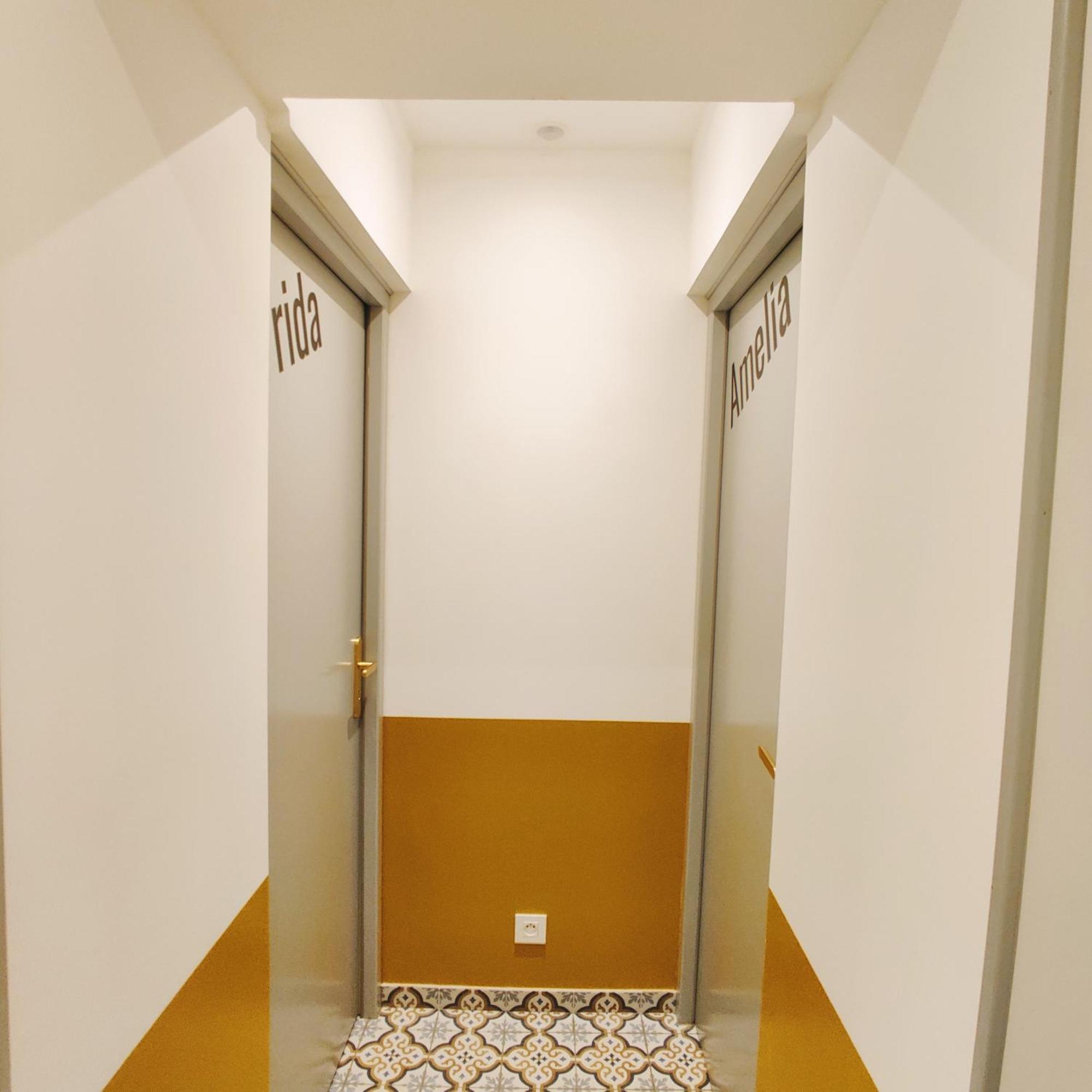 Au Coin Du Chemin Hotel Chambery Ruang foto